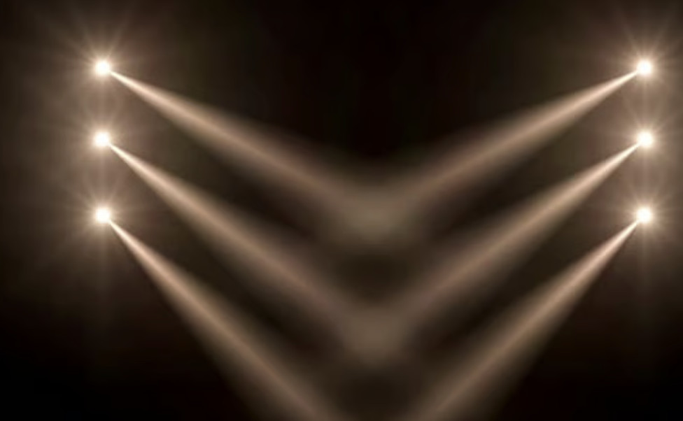 أحدث حالة شركة حول 15 سنة من الزراعة العميقة والنواة البصرية المخصصة