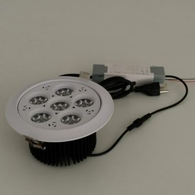 شراء مجوهرات الجواهر 36 درجة 3000k IP20 40w LED Downlight مدرجة LED السقف الضوء التصنيع عبر الإنترنت