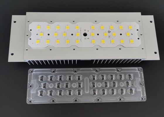 7070 SMD وحدة الرصيف وحدة الكمبيوتر العدسي وحدة ضوء الشارع 50W-120W مع 158x103 درجة TYPE2-M