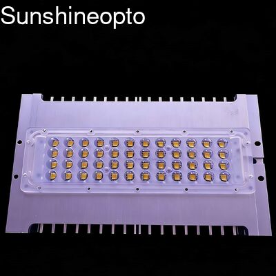 تخصيص 90X90 درجة SMD 3030 LED وحدة مع بالوعة الحرارة الجديدة للضوء